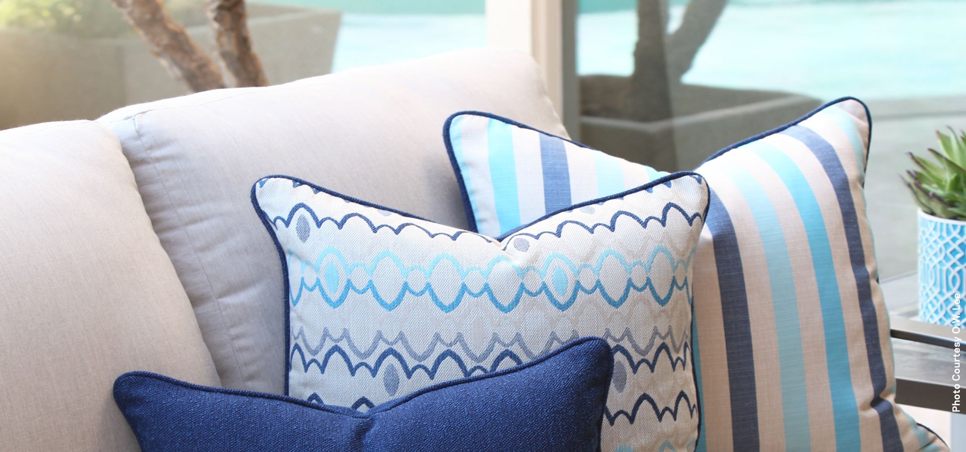 Outdura’s 100% solution-dyed fabrics are perfect for cushions and pillows for outdoor use due to their high water repellent nature.